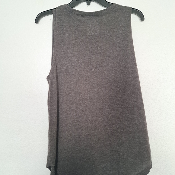 Modern Lux Tank - Picture 2 of 4